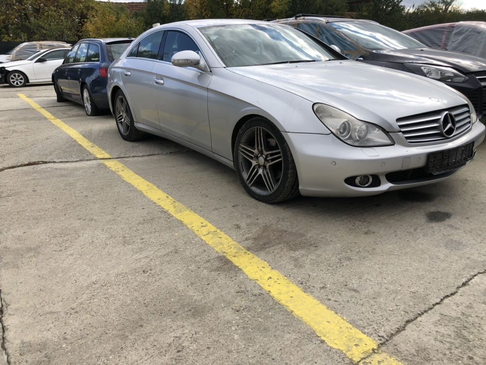 Bară spate cu senzori de parcare  Mercedes cls 320 cdi  2008