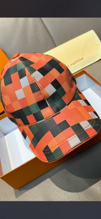 Șapcă Louis Vuitton model 2026,  5  modele