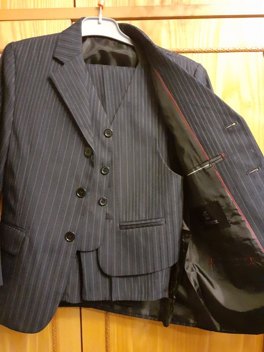 Vand costum baiat 7-9 ani