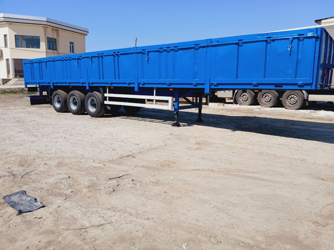 MAZ  2002 risorli