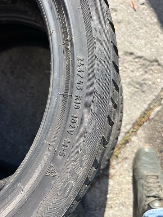 Зимни гуми 245/45/19 Pirelli  с борд dot20 . Цена за двете .