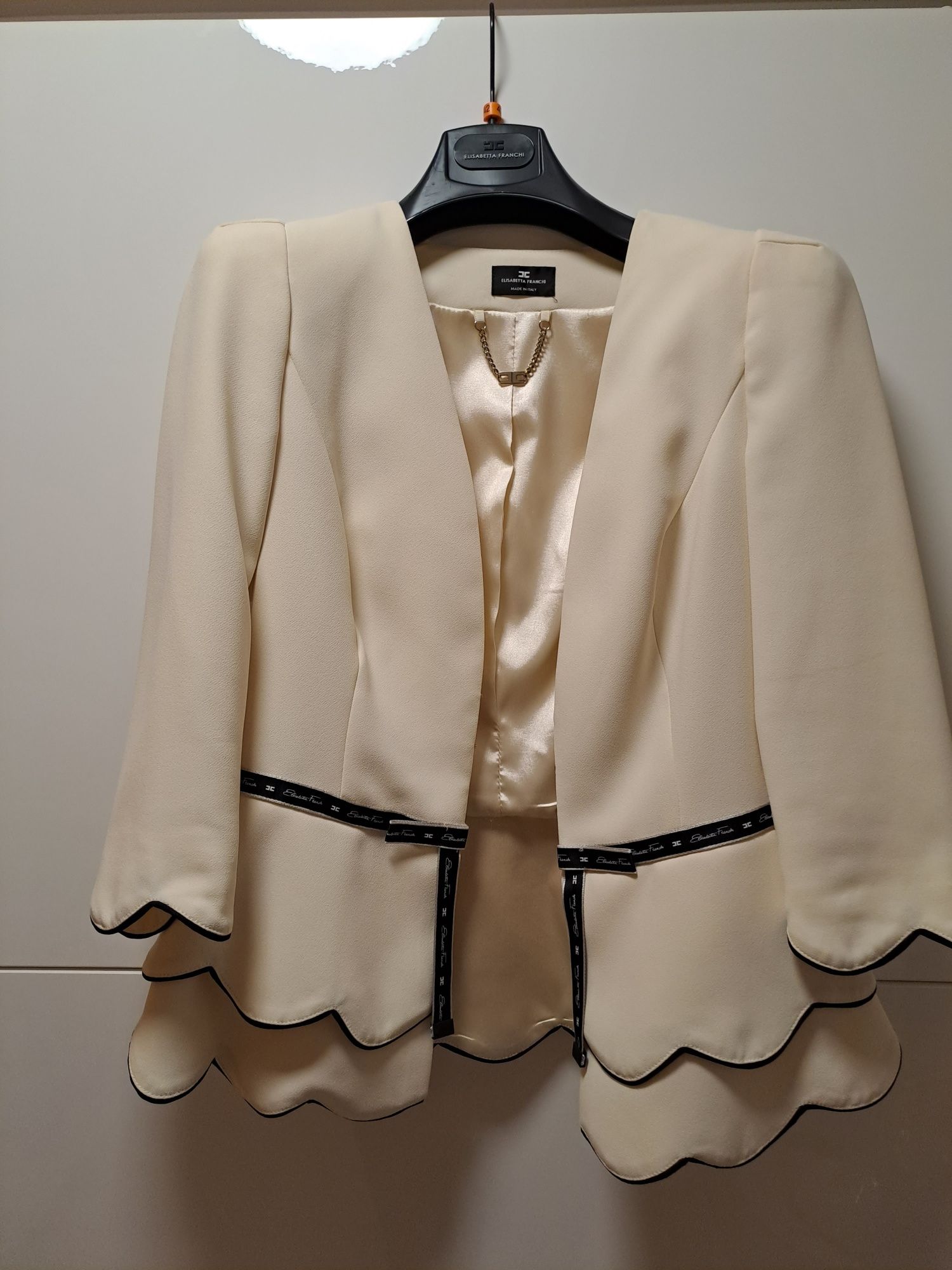 Костюм Elisabetha Franchi , оригинал, нов!!!