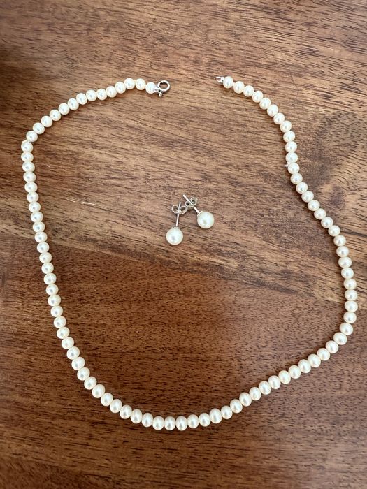 Colier si cercei perle naturale de cultura, aur alb 18k