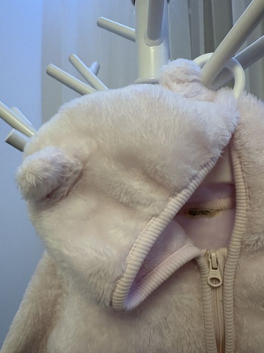 Като ново Benetton поларено якенце 68 см