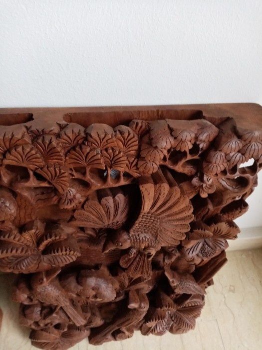 Tablou sculptura dintr-o singura bucata de lemn lucrat integral manual