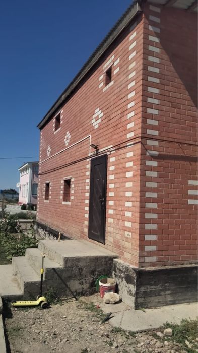 Продам 2-х этаж дом и мансардный дом в черновом варианте +зем участок