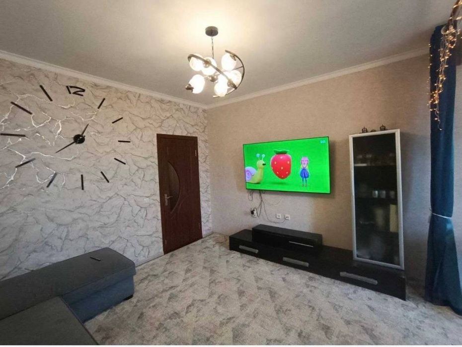 Срочно продается 2х комнатная квартира ор. Площадь Хамида Алимжана