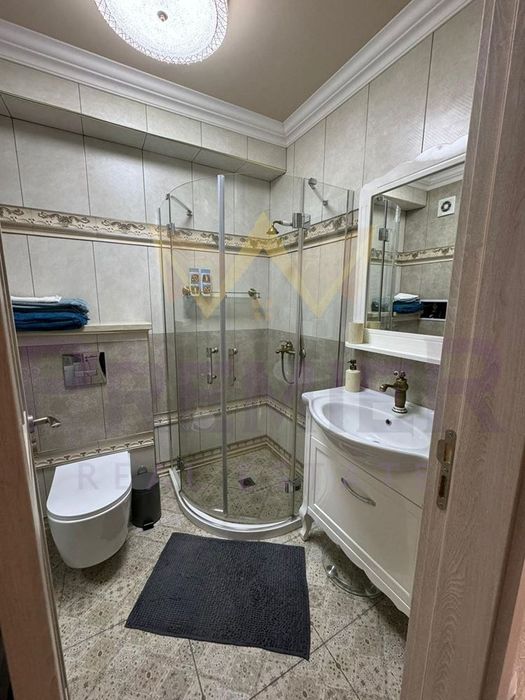 1-стаен в Бургас, област-к.к.Слънчев бряг площ 38 цена 84500