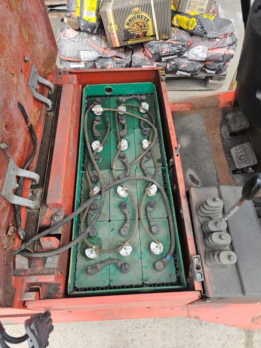 Electrostivuitor-motostivuitor Linde nefunctional