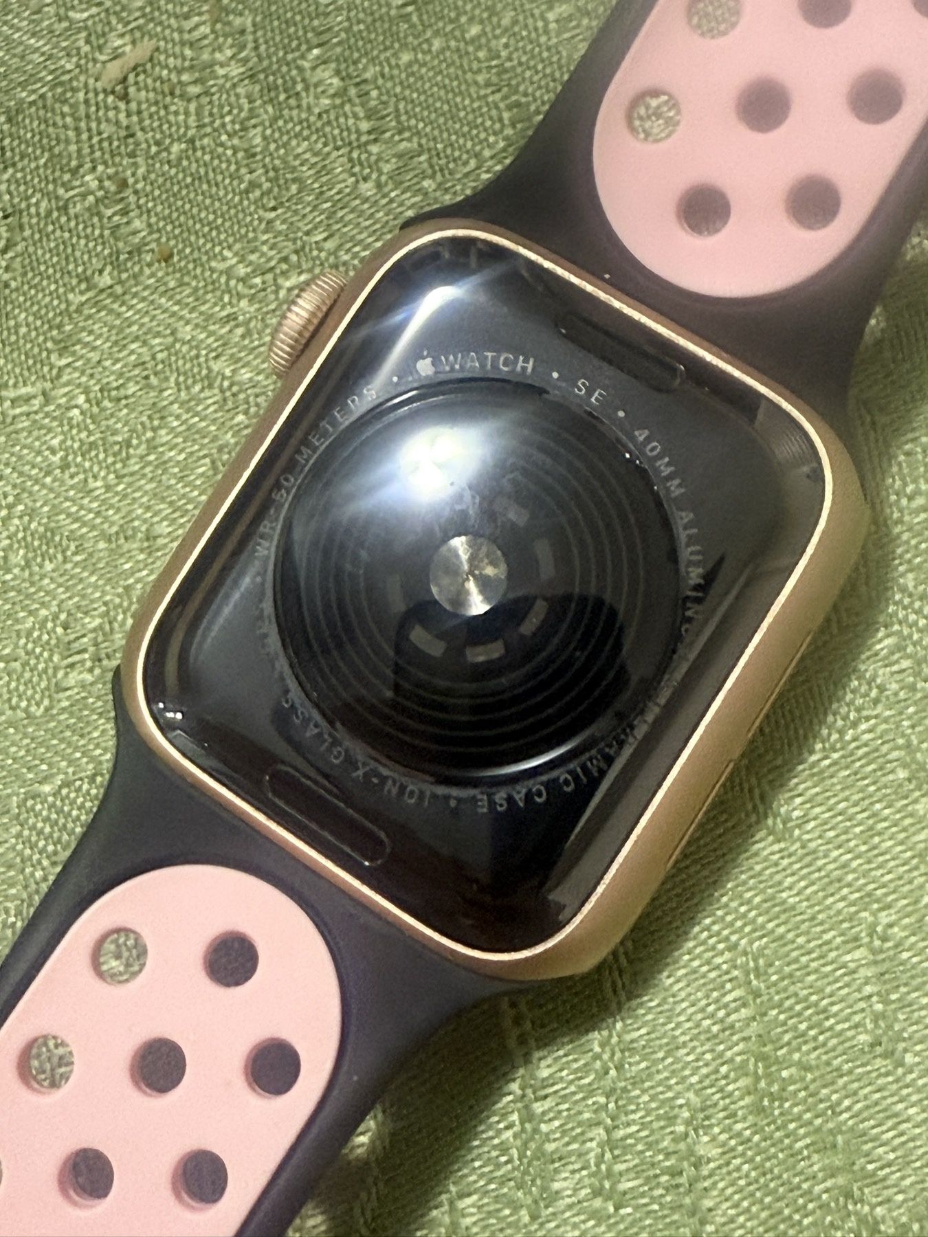 Apple watch se 40мм