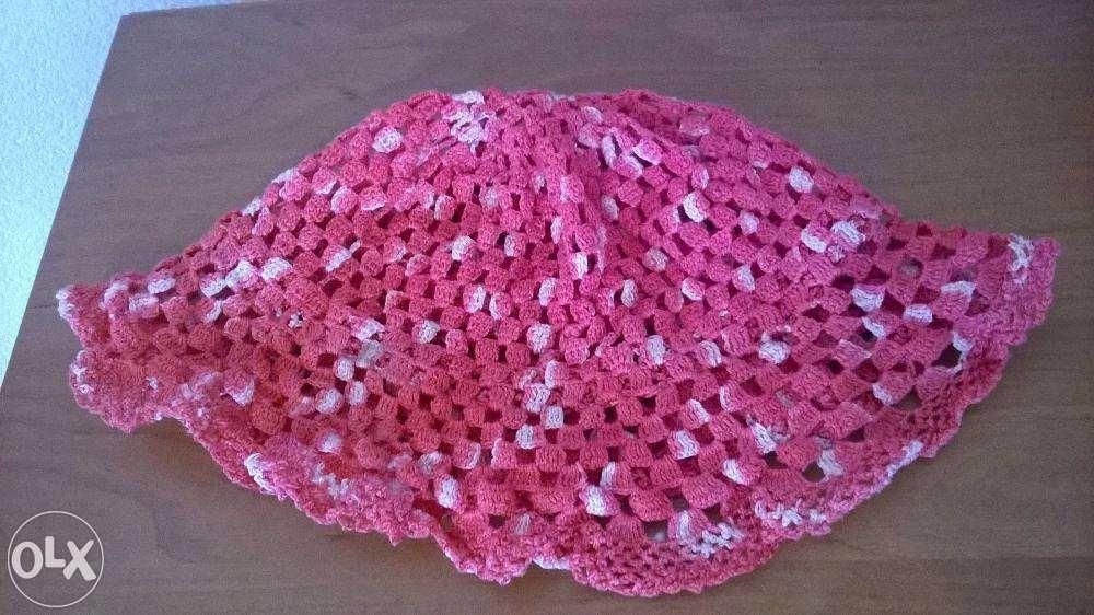 2 palarii crosetate macrame satirat/lucrat manual/handmade,