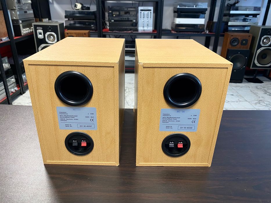 Букшелф тонколони Denon