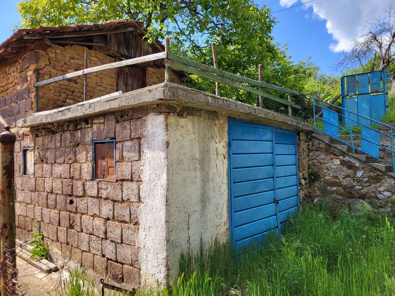 Продава се Къща в Перник, Васил Левски - 150 кв.м за 400 €/кв.м - Снимка #9