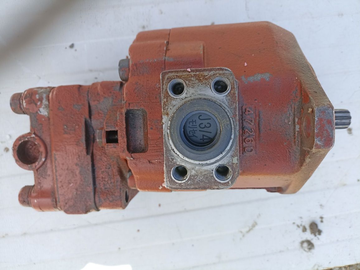 Pompa hidraulica Nachi, takeuchi,kubota,yanmar hitachi