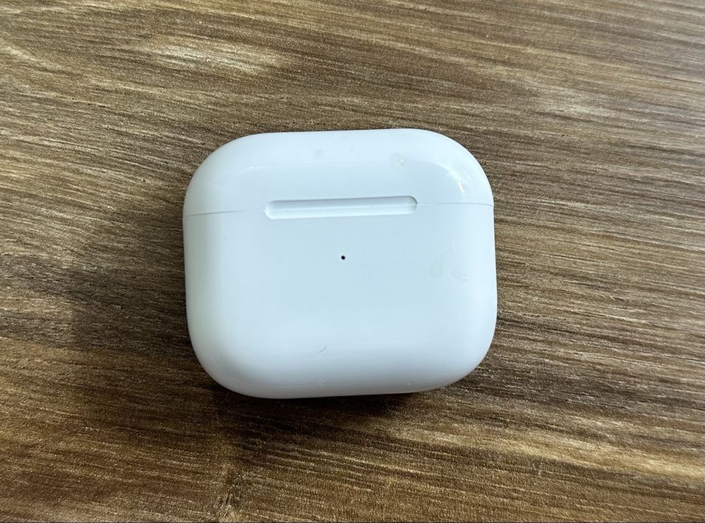 Продается AirPods 3