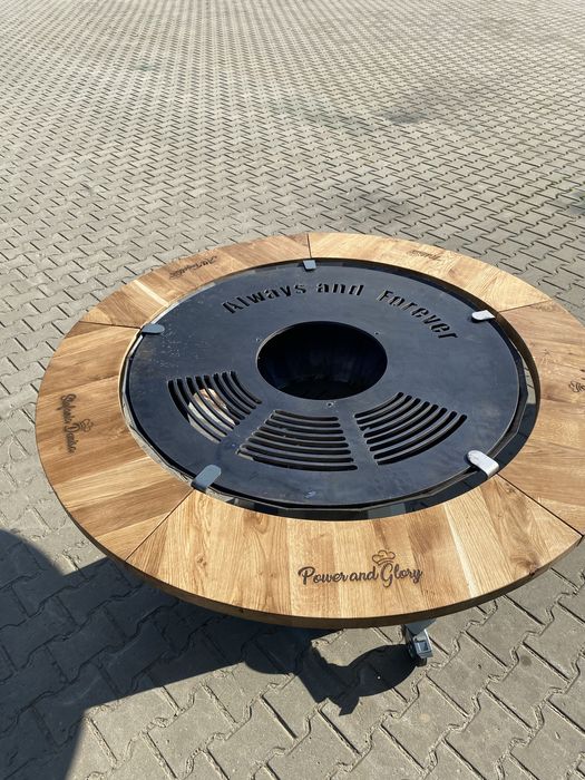 Grătar rotund cu baza hexagonală gratarean.com