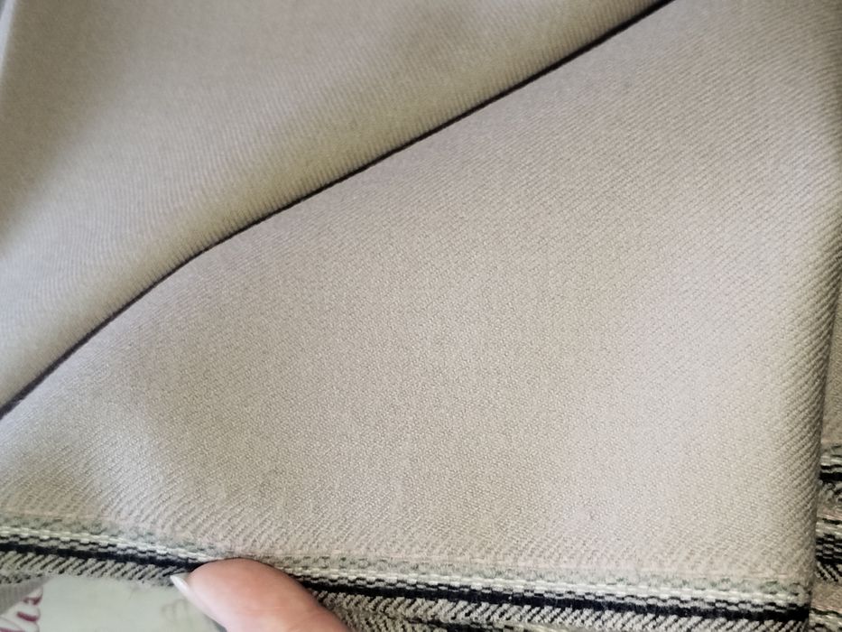 Бежов вълнен плат 150/118 см