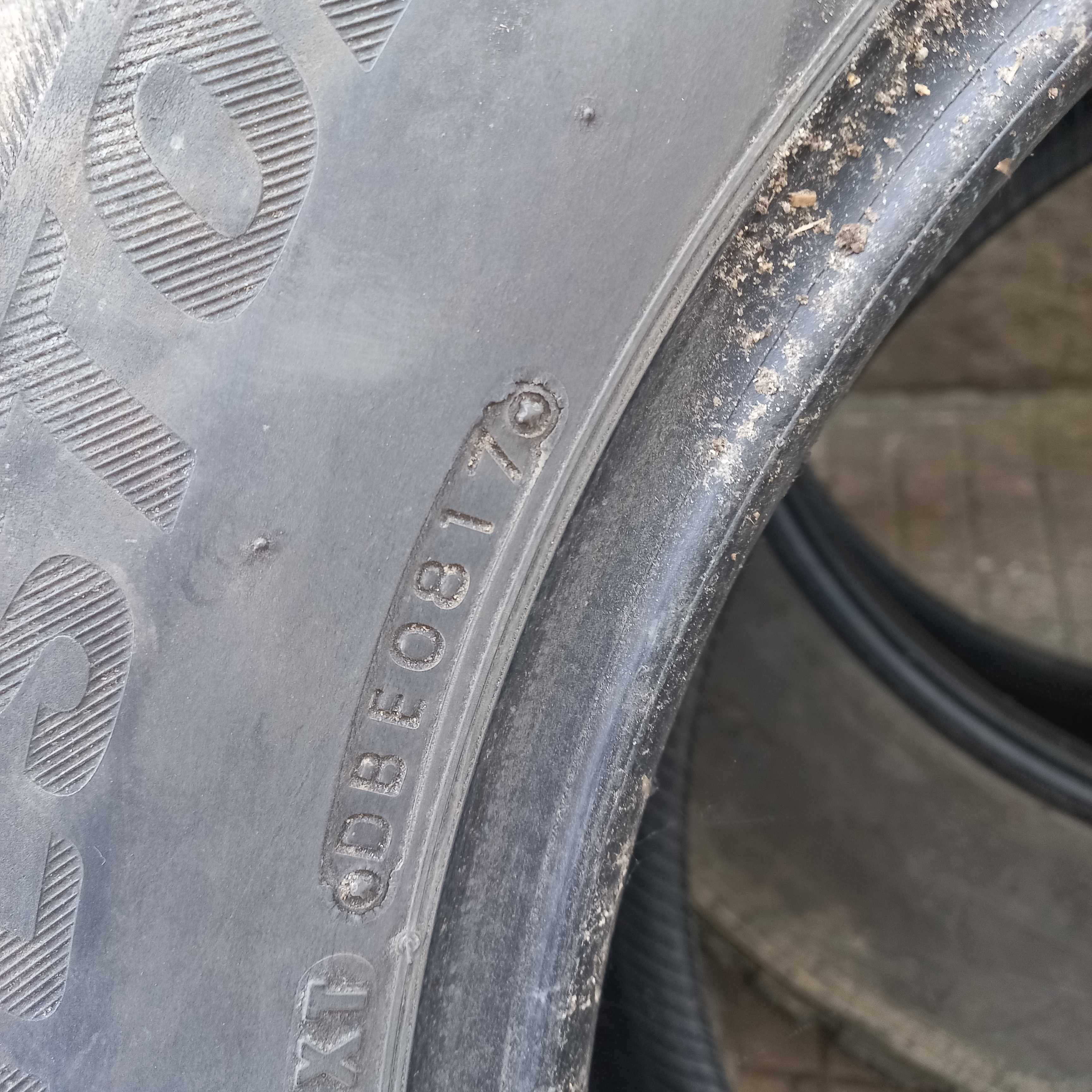 Bridgestone Blizzak 265 60 18