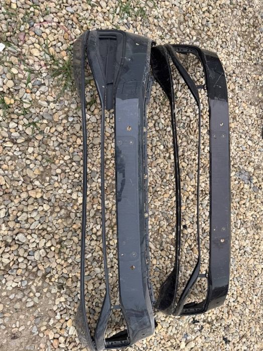 Bara fata Volkswagen Passat B8 Facelift 2020/2021/2022/2023