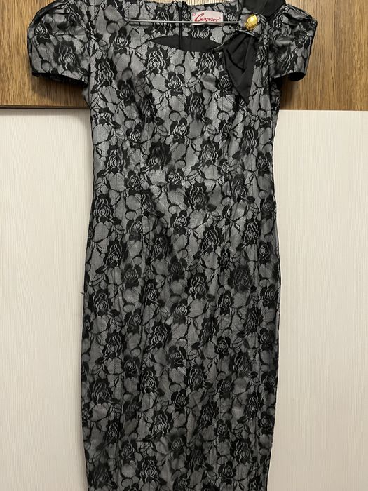 Дамска рокля Скарлет