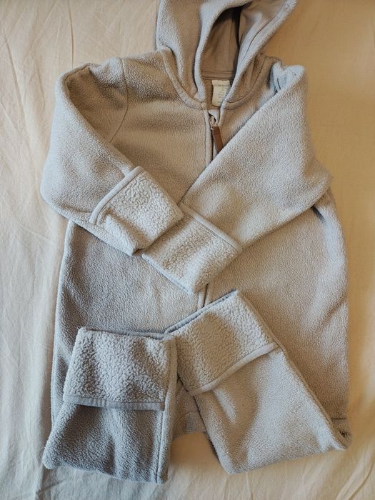 Поларен гащеризон H&M 74р-р