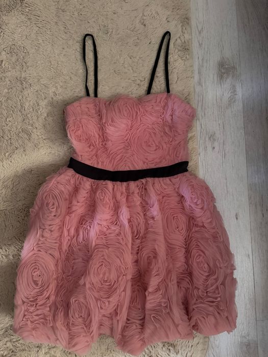Коктейлна рокля ZARA