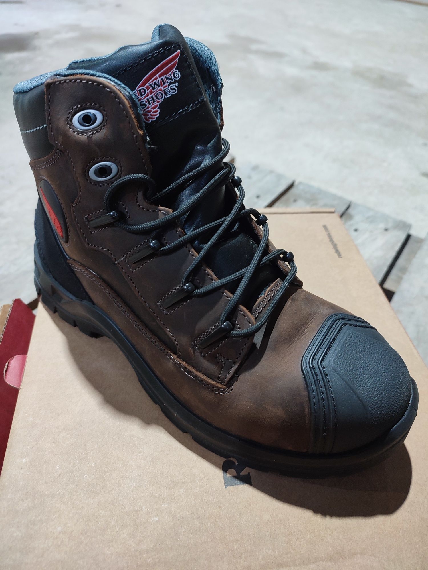 Продам Redwing ботинки и сапоги