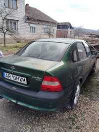 Opel Vectra 1.6 benzina