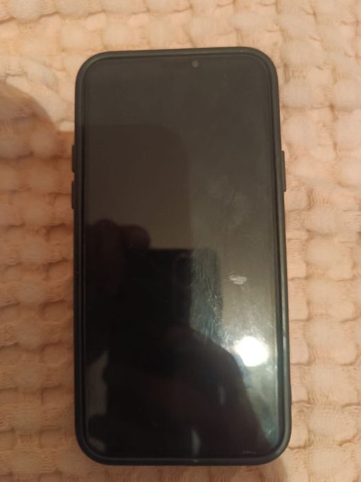 I phone 11 pro  в хорошем состоянии