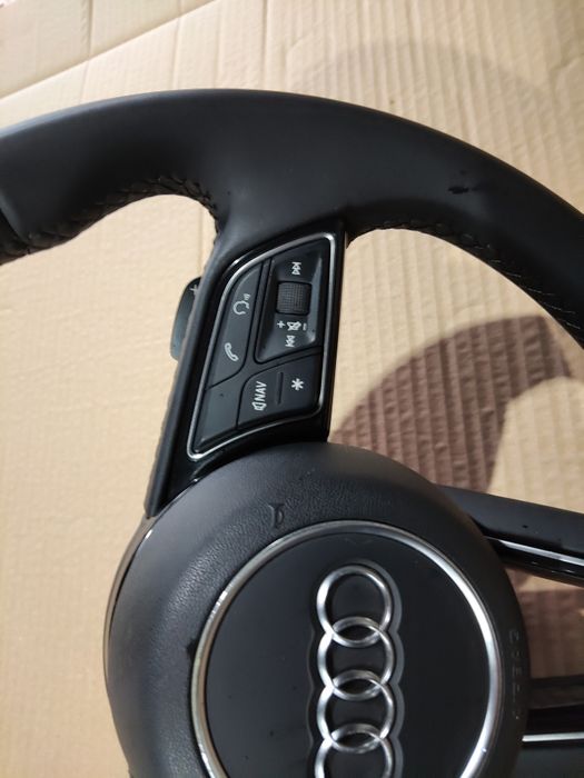 Мулти волан със пера за Ауди А4 Б9