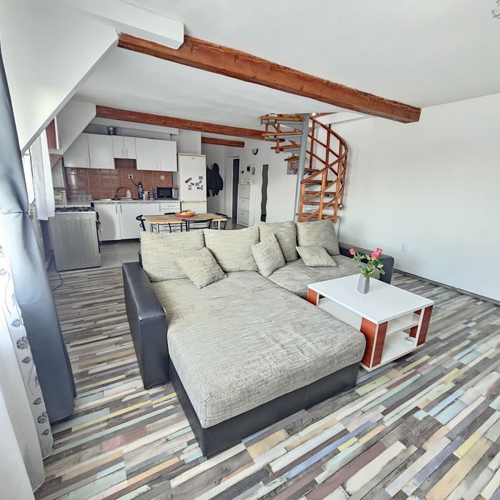 Apartament 3 camere Cedonia