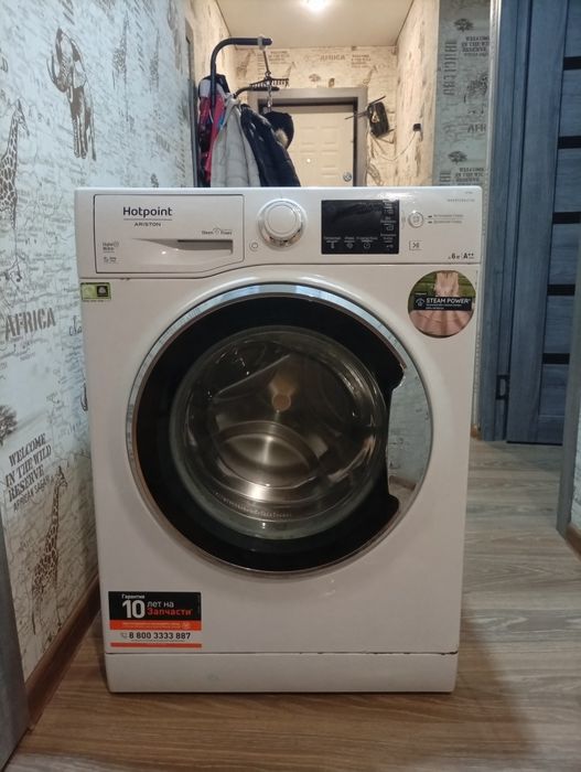Продам стиральную машинку Ariston Hotpoint, идеальное состояние