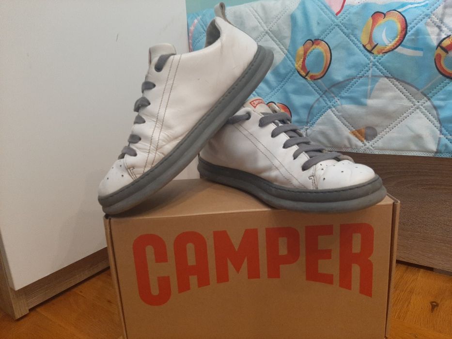 Спортни обувки CAMPER