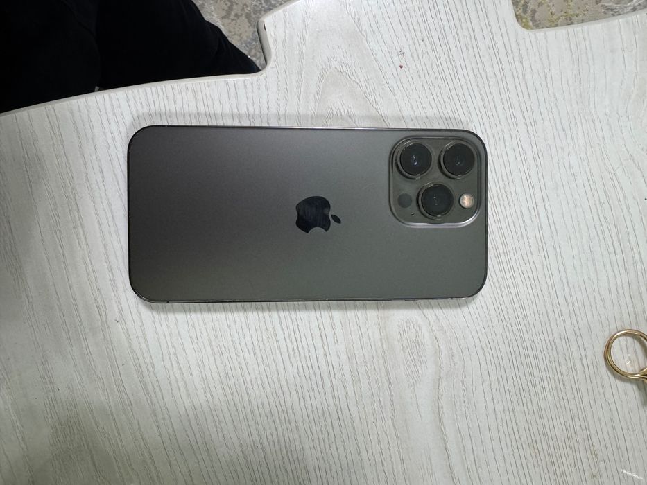 Iphone 13 pro (с гарантией)