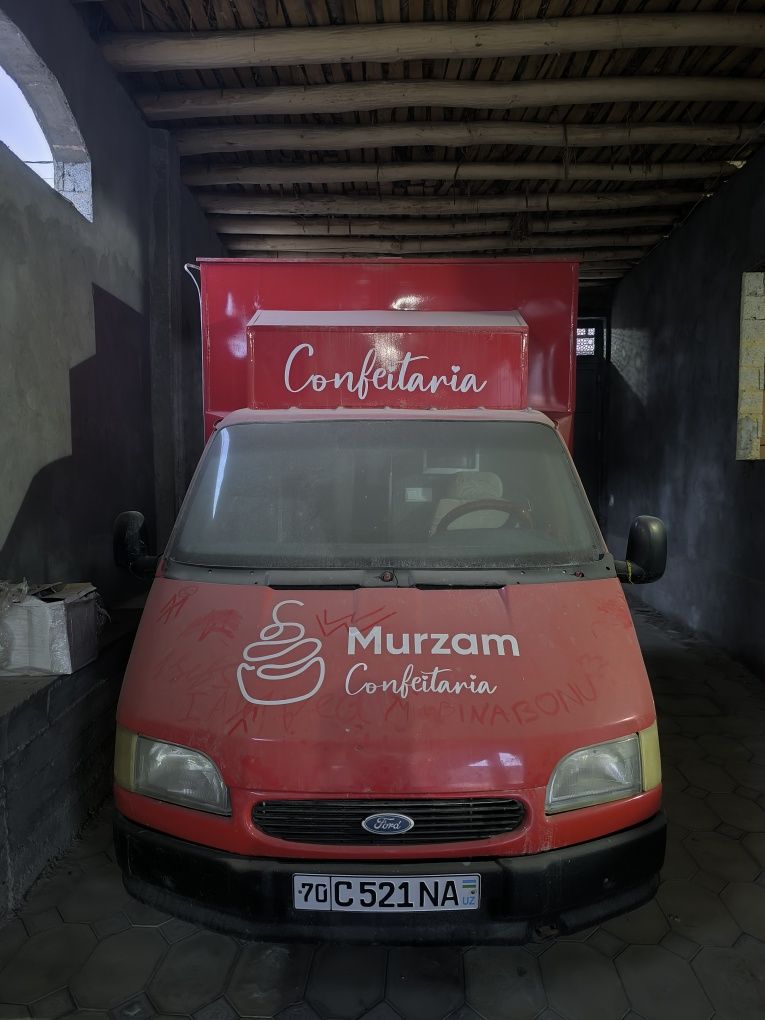 Food truck (ярим тайёр маҳсулотларини пишириш ва сотиш