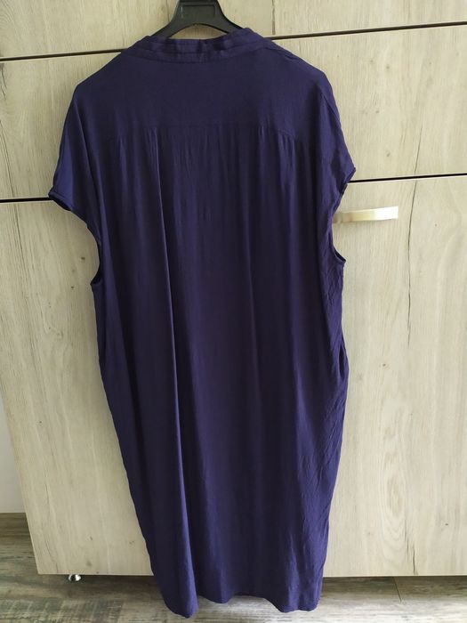 Дамска рокля тъмно синя