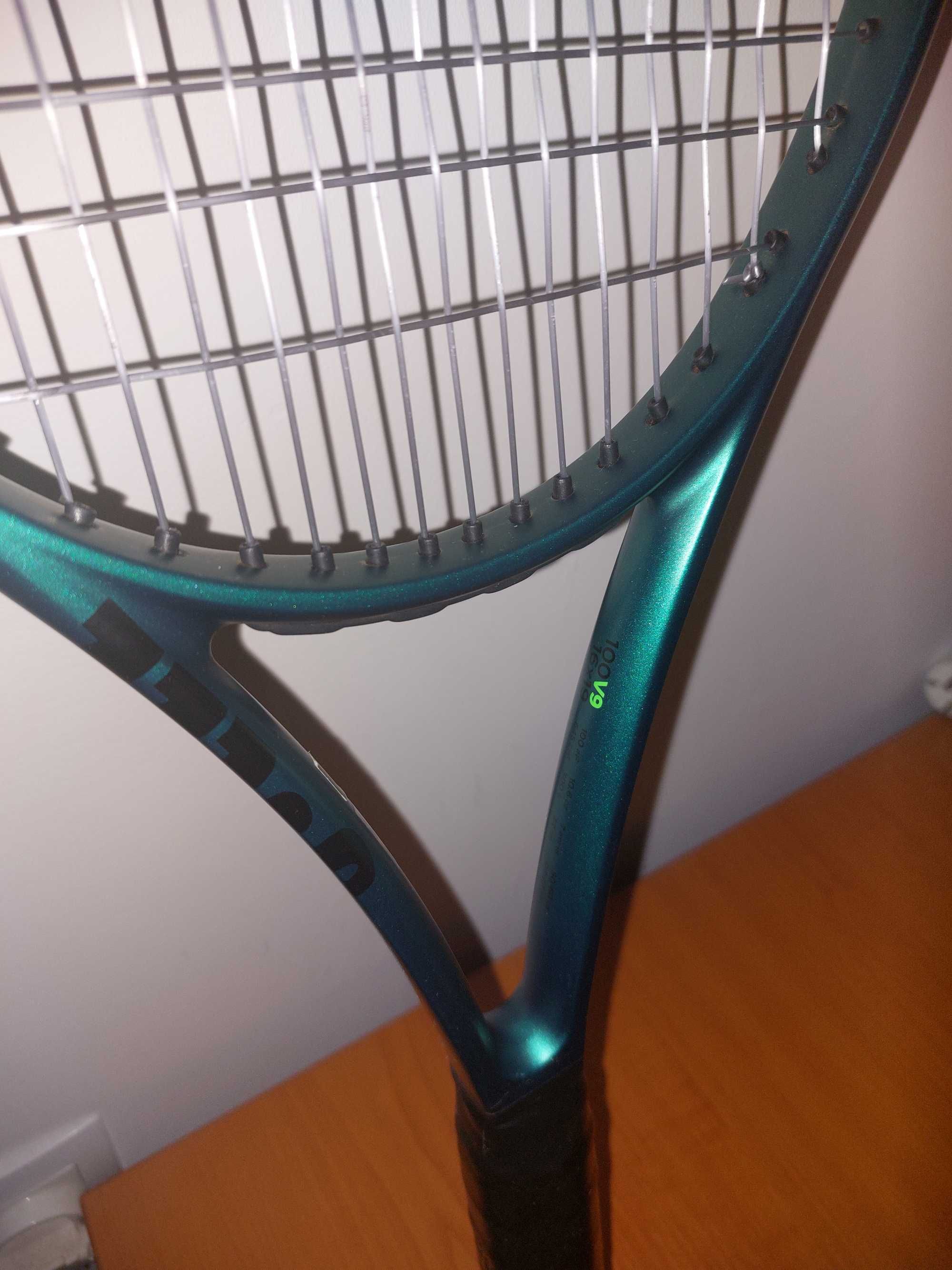 Продавам Тенис Ракета WILSON BLADE 100 V9.