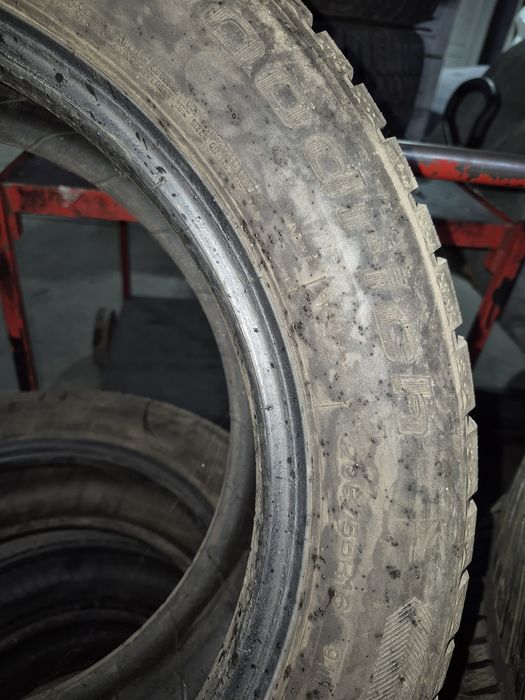 Anvelope iarnă.195 50 R15.205 55 R16.245 45 R18