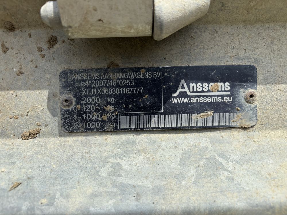Remorcă auto 2000 kg
