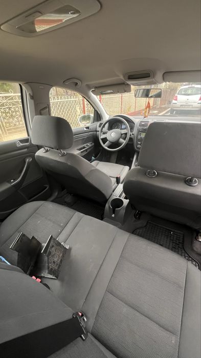 De vanzare volkswagen golf 5 -1.4 benzina