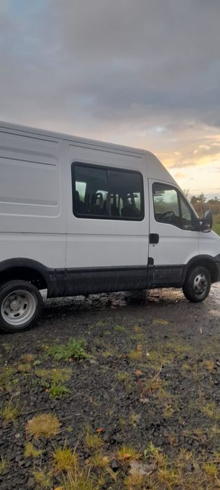 Iveco Daily Mediu 6 locuri
