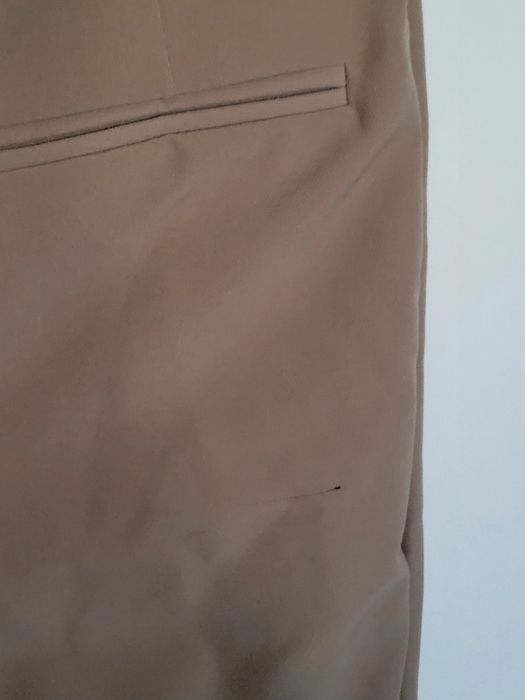 Pantaloni chino de dama Mango