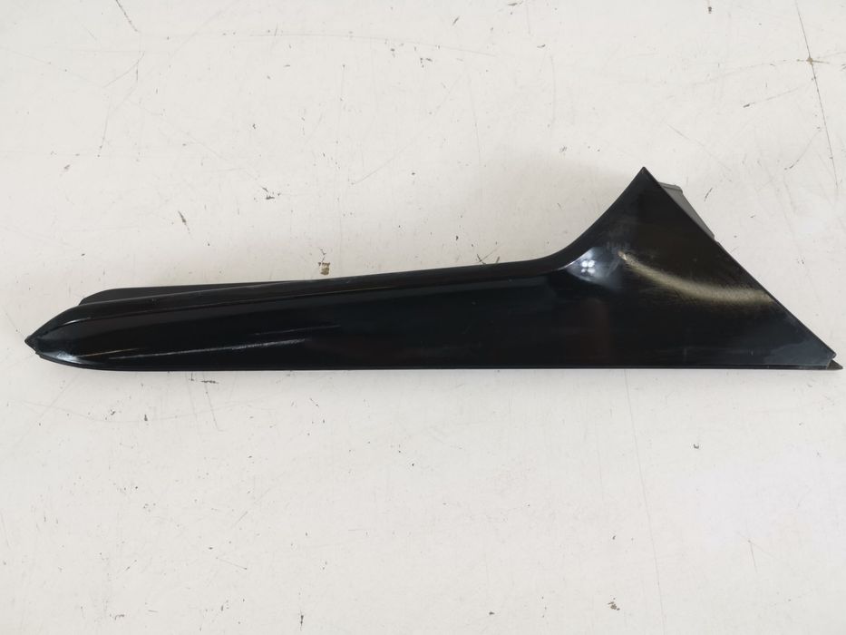 Орнамент Стълб Дясно Багажник Ауди Q3 2 / Audi Q3 2 Оригинален, в добр