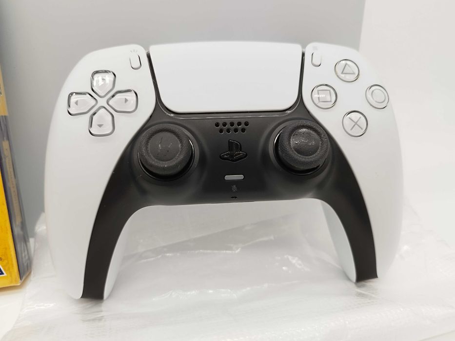 [ps5] Пълен Комплект SONY Playstation 5 FAT с Disk + чисто нова игра