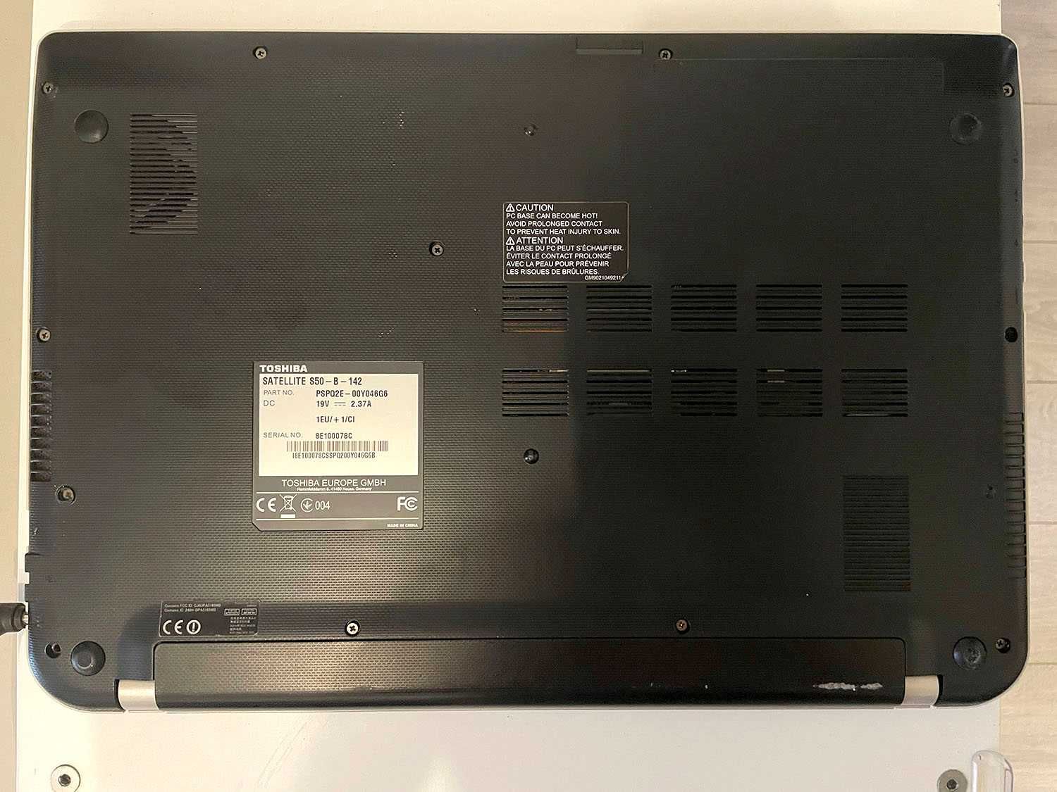 Laptop Toshiba Satellite S50-B-142 - Intel I3 1.70 GHz - 4GB