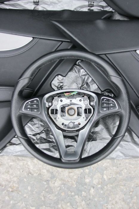 Кожен салон и волан за Мерцедес Бенц  W 205 Mercedes - 2015