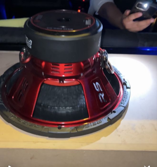 Vând difuzor (subwoofer) Reiss RX15pro 1500wRMS