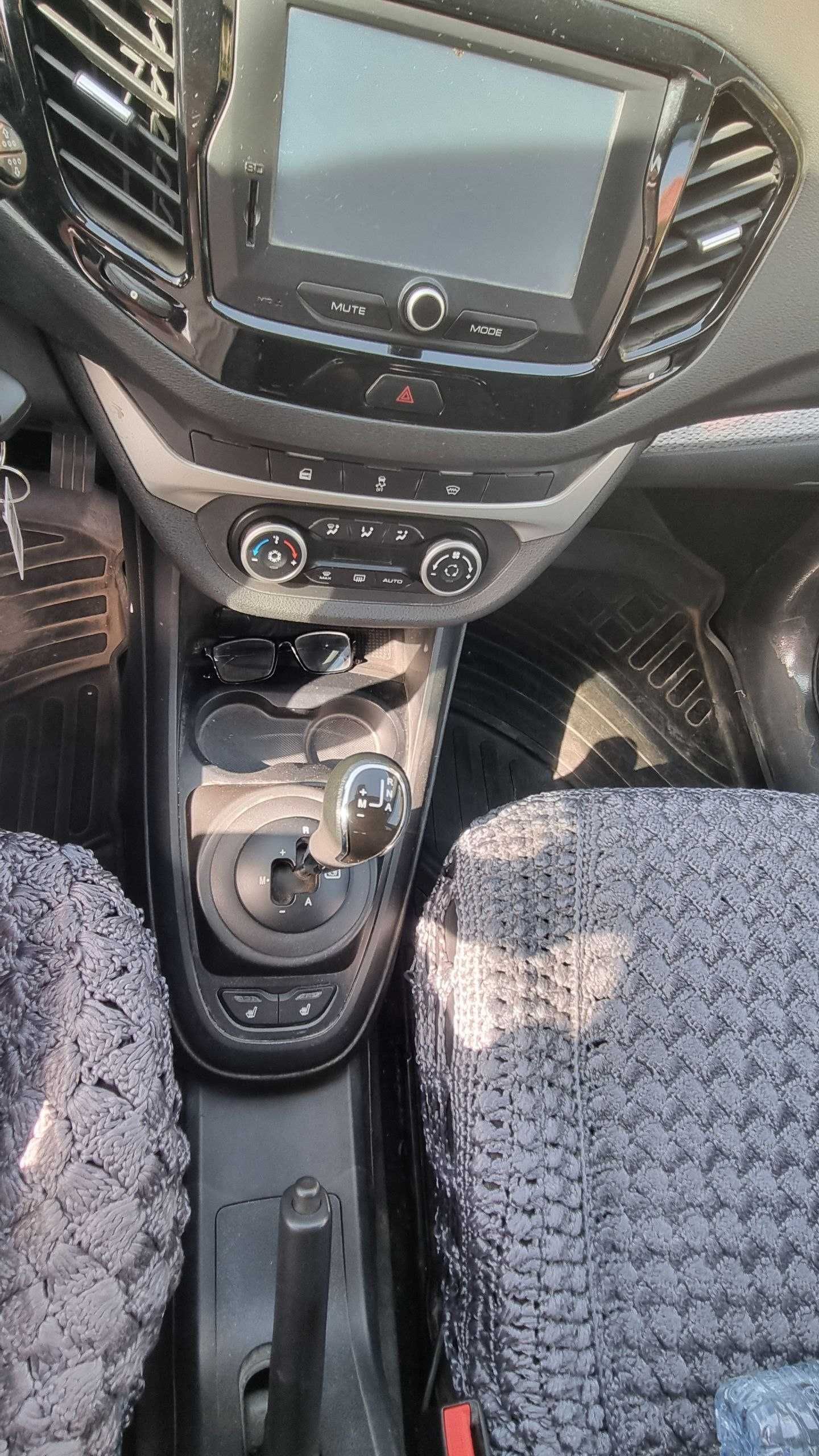 LADA VESTA sw cross