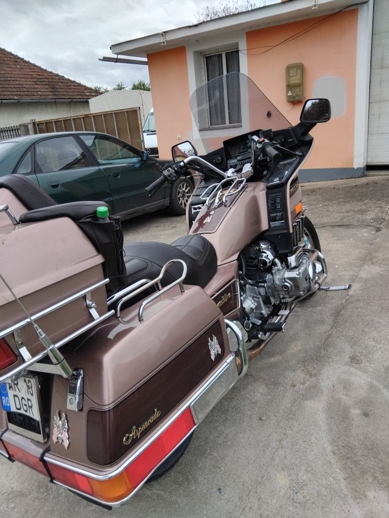 Motocicleta Honda Goldwing 1200cc