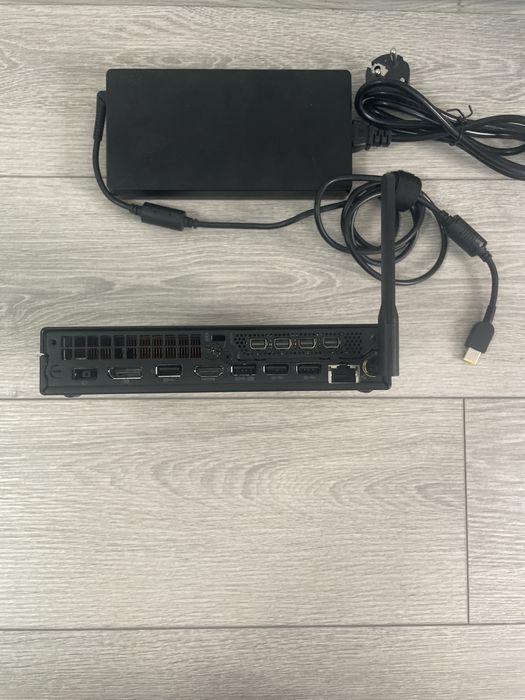 Lenovo ThinkStation P350 Tiny